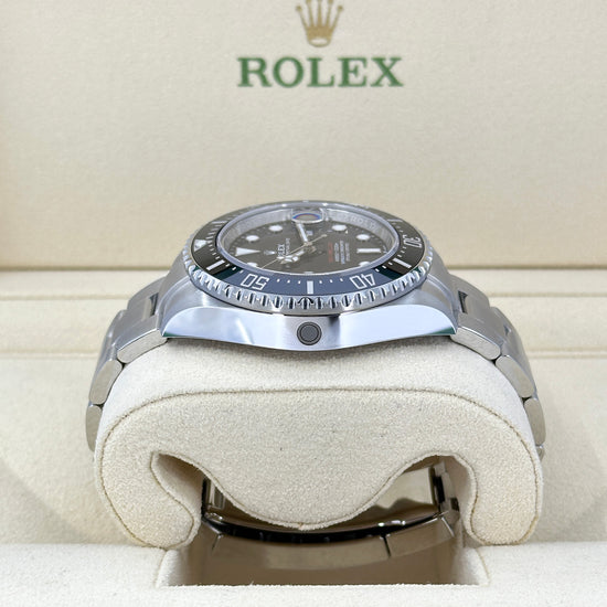 Rolex Replica Watch, Sea-Dweller Red Letters, 43mm, Oystersteel, 126600