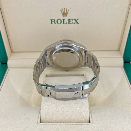Rolex Replica Watch Sky-Dweller 42mm, Oystersteel and 18k White Gold, White dial, Oyster, 326934-0001
