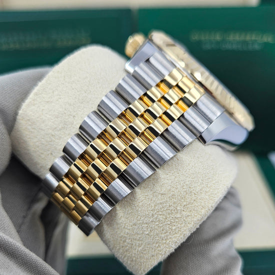 Rolex Replica Watch Sky-Dweller, 42mm, Oystersteel and 18k Yellow Gold, Black, Jubilee, 336933-0004