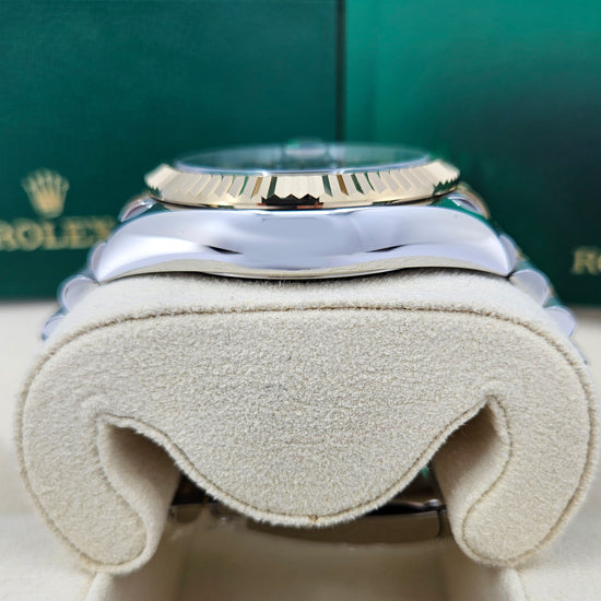 Rolex Replica Watch Sky-Dweller, 42mm, Oystersteel and 18k Yellow Gold, Black, Jubilee, 336933-0004