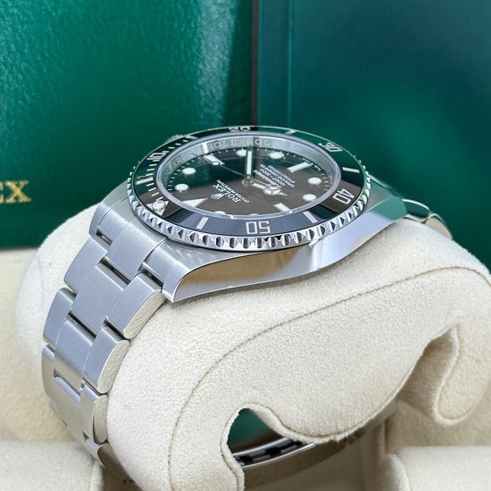 Rolex Replica Watch Submariner 41, No-Date, Black Ceramic Watch, 124060, Complete 2023+