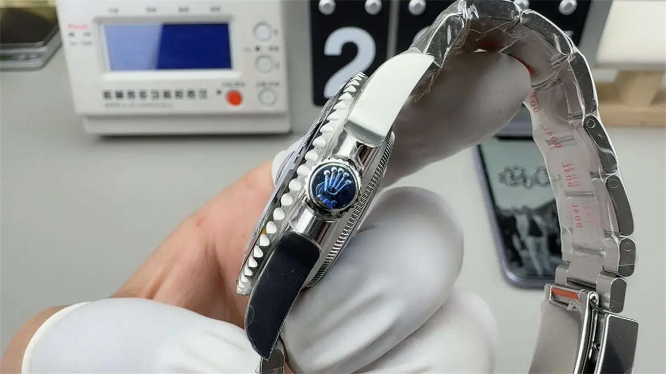 Rolex Submariner 126610LN Replica – Black Dial V5 Edition (Dandong 3235)