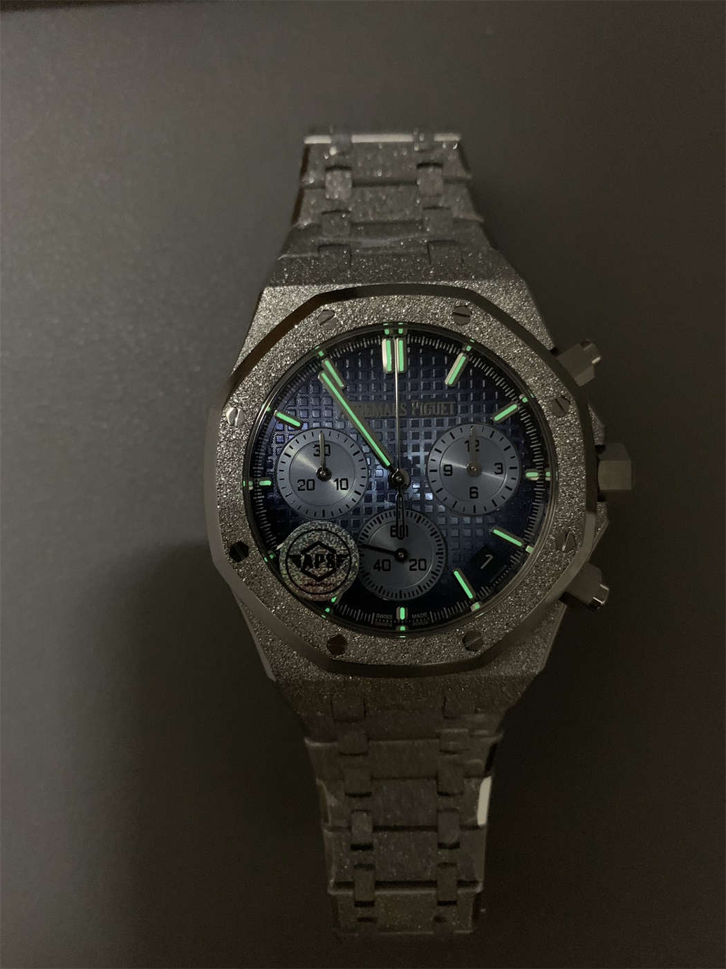 Royal Oak 26240 Blue Dial Replica – APS Factory Frosted Gold Chronograph
