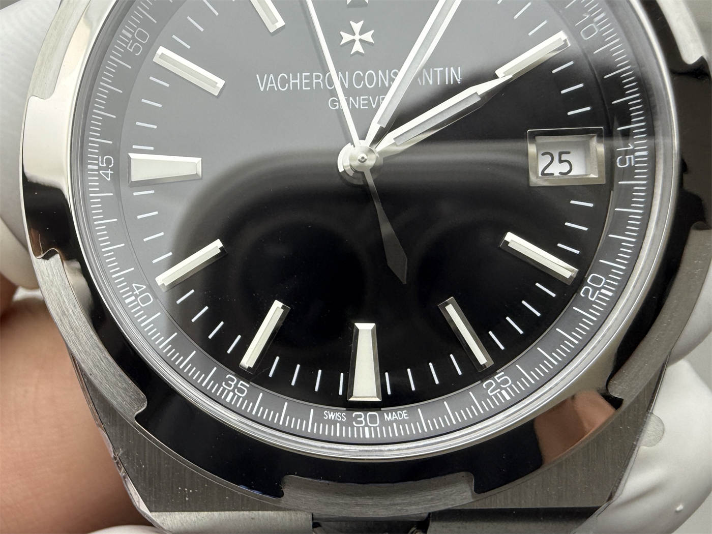 VC Overseas 4520V Replica – 41mm Steel Automatic Watch