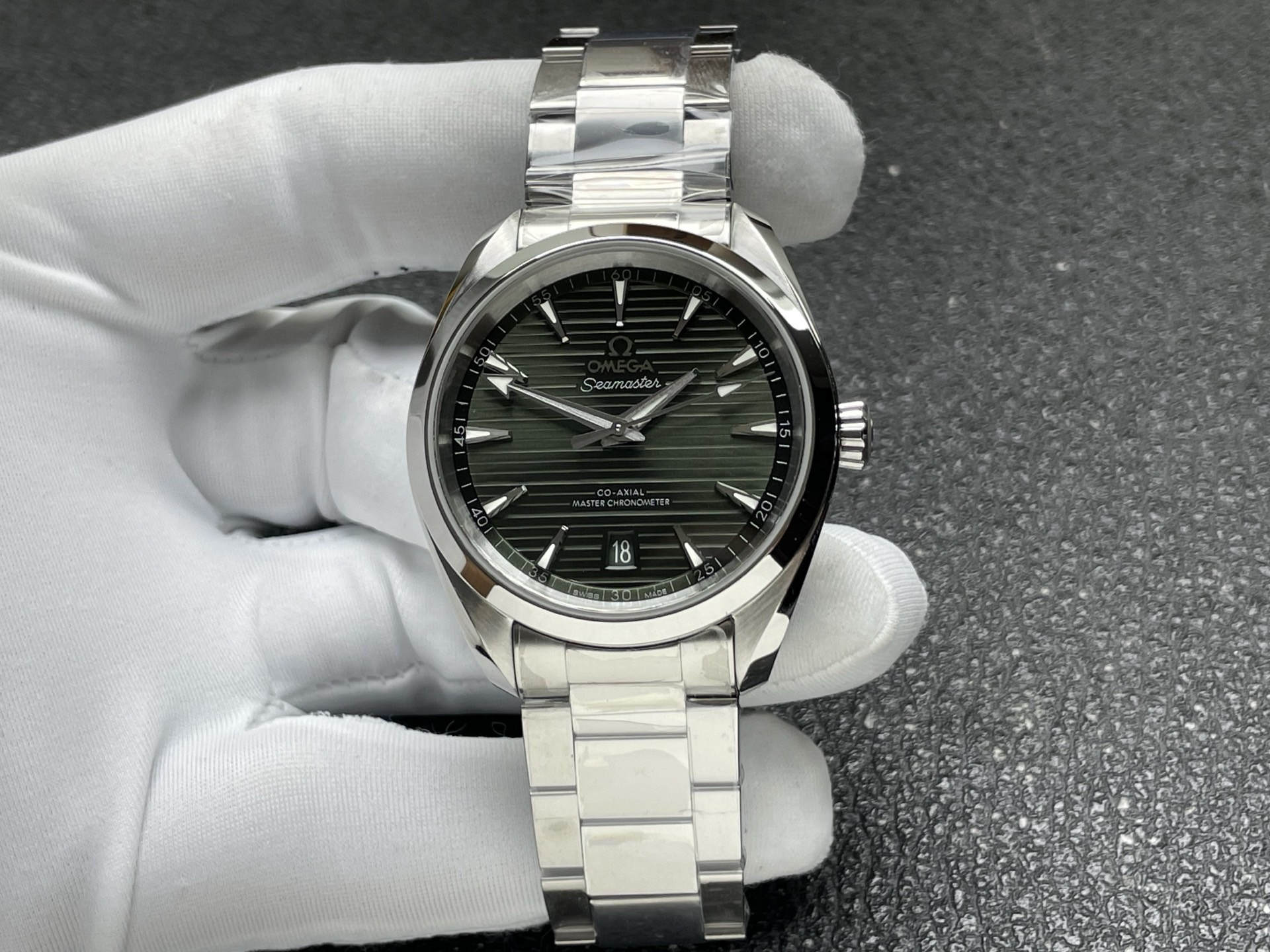 VS Factory Omega Seamaster Aqua Terra 150M Green Dial 38mm 220.10.38.20.10.003 Stainless Steel Men’s Automatic Watch (VS 8800 Movement)