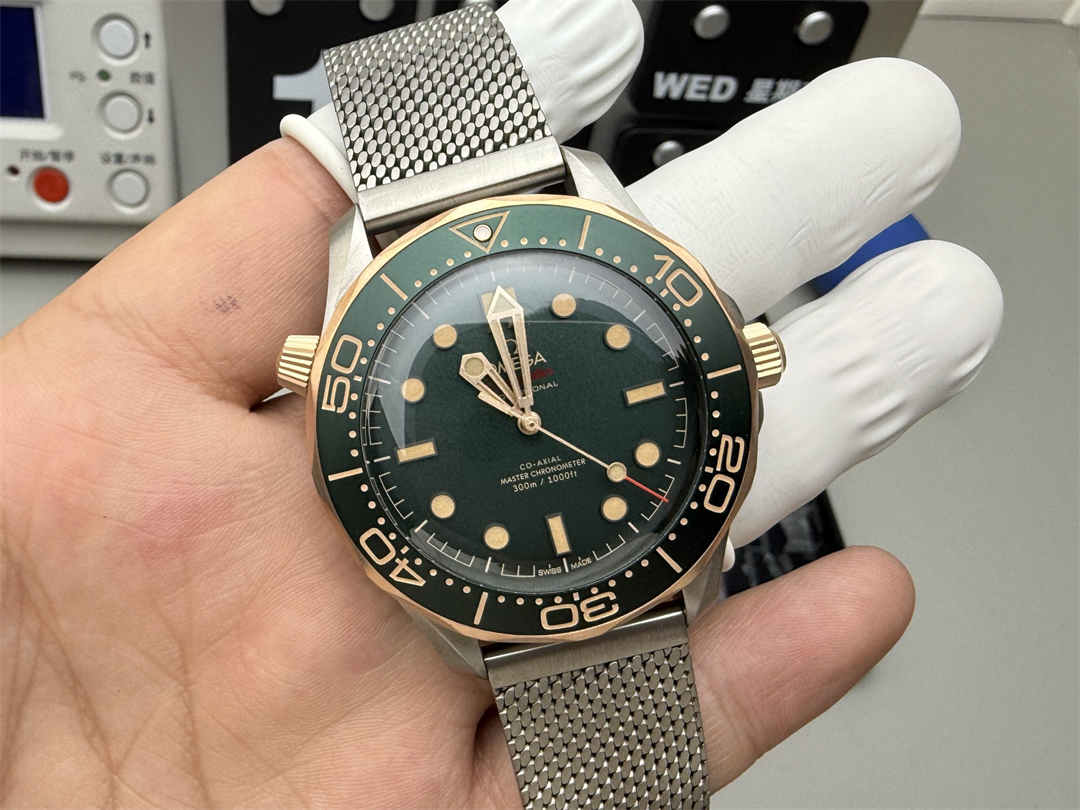 VS Factory Omega Seamaster Green Titanium – Full Titanium Case, Green Dial, 42mm Diver Watch