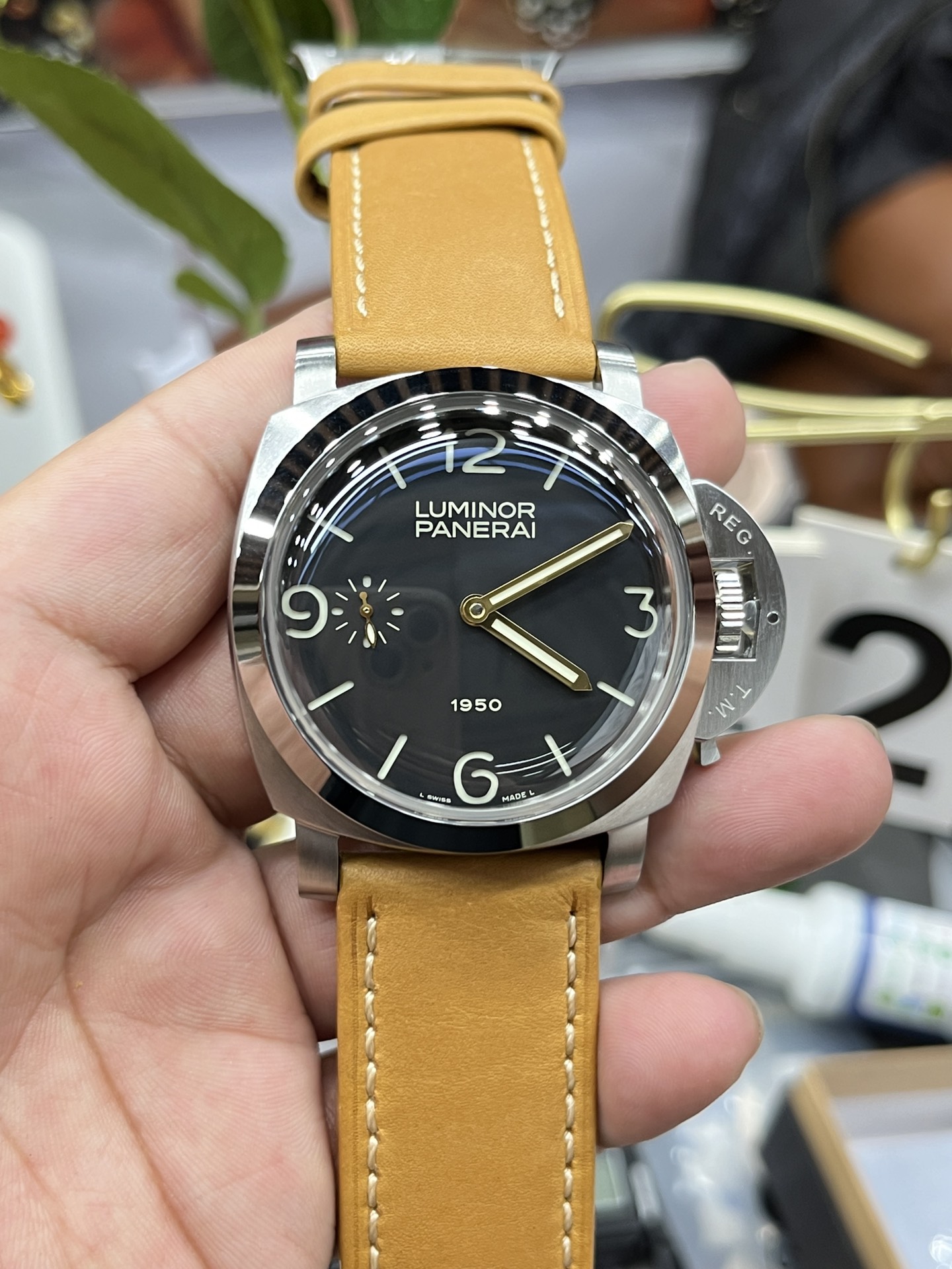 VS Factory PAM127 – 47mm Luminor 1950-Style Manual-Wind Watch Replica