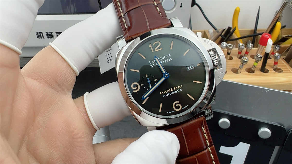 VSF Panerai PAM1116 – 44mm Luminor Marina Dark Green Dial Replica