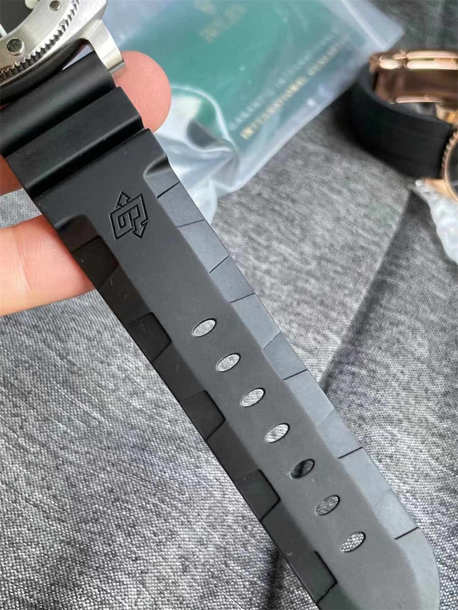 VSF Panerai PAM1229 – 44mm Submersible Steel Replica with VSF P.900 Movement