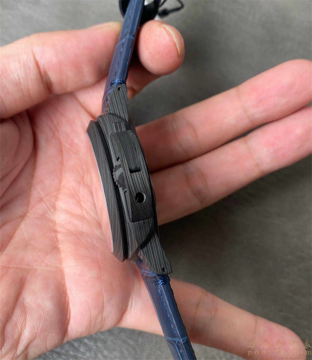 VSF Panerai PAM1664 – Luminor Marina Blu Notte Carbotech Replica Watch with P.900 Movement