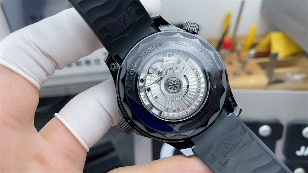 VSF Seamaster 300M Black Ceramic Replica – 43.5mm Full Black Diver Watch