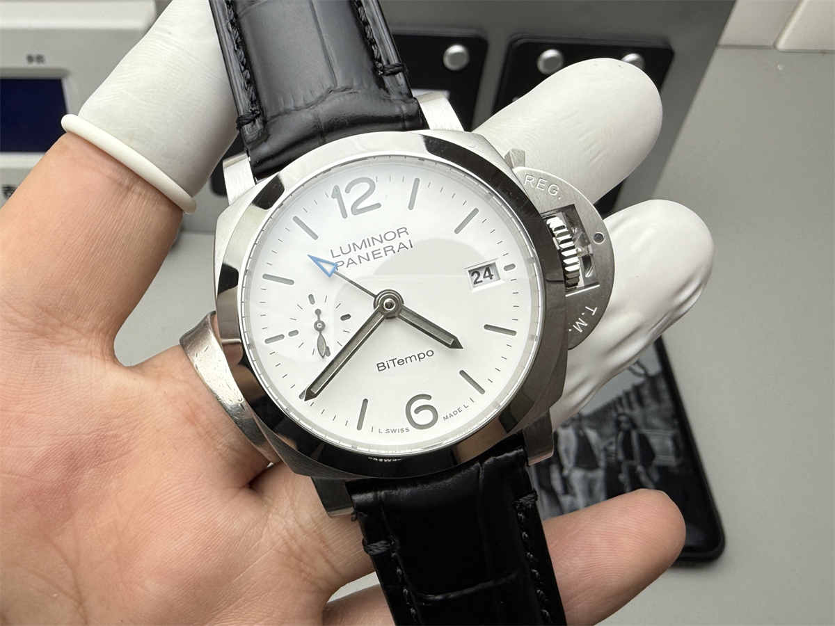 VSF Watches Panerai PAM1367 – 40mm Luminor BiTempo GMT Super Clone with P.900 Movement