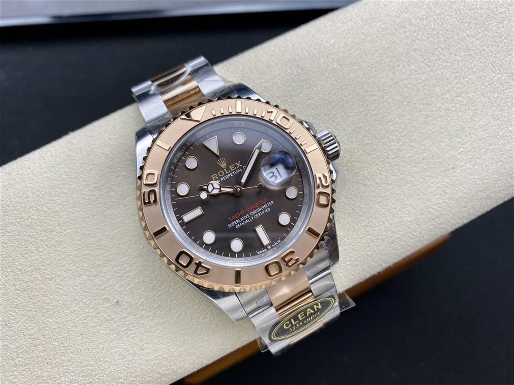 Product Page: Rolex Yacht-Master 40 Brown Dial (M126621‑0001)