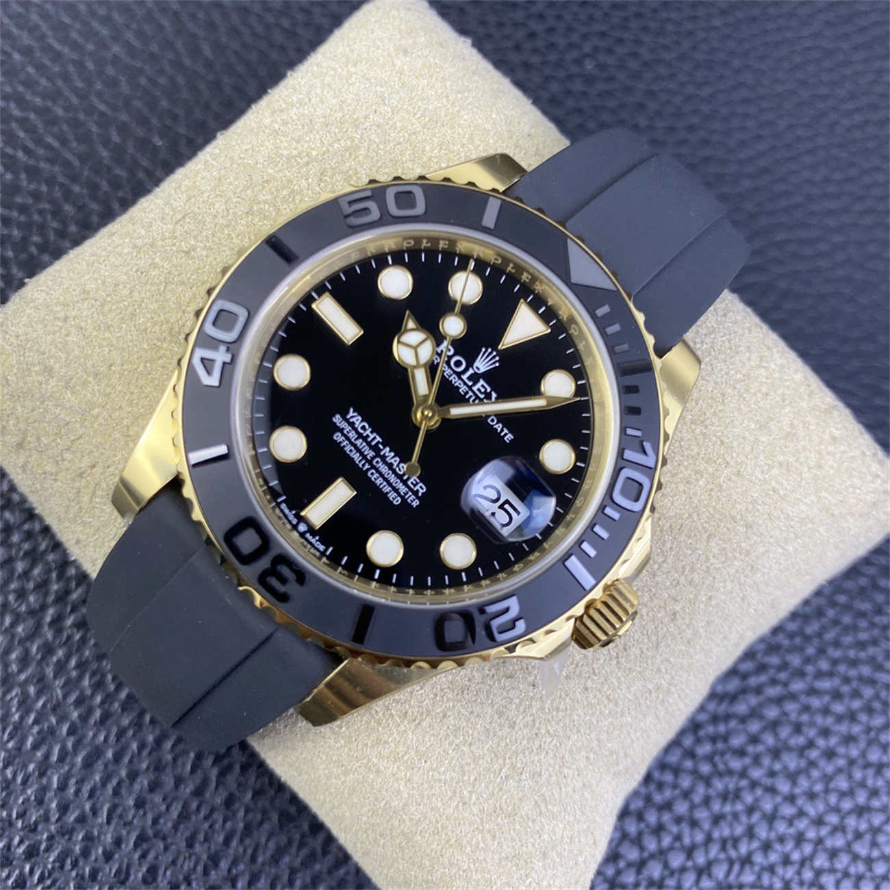 Product Page: Yacht-Master 42 18K Gold Rolex Replica (M226658‑0001)